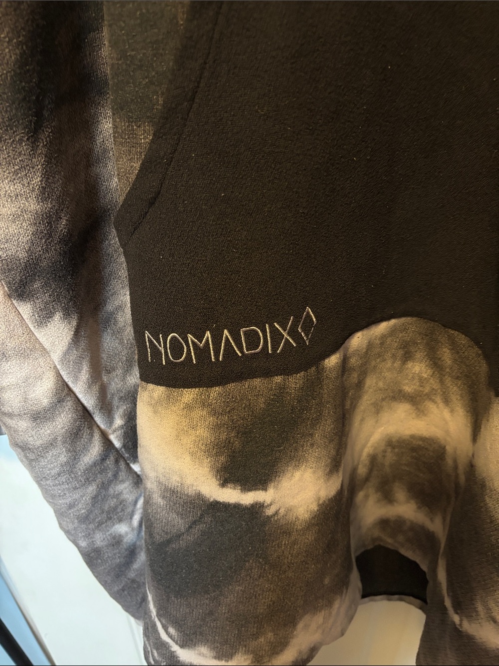 Nomadic Poncho - Picture 3 of 4